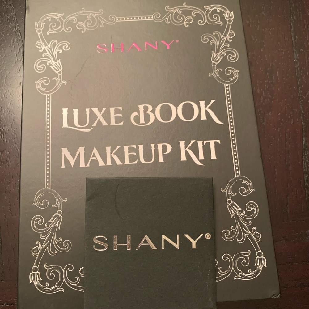 Makeup Kit